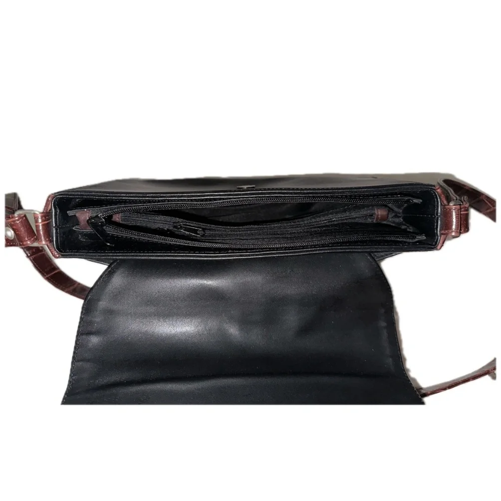 Unbranded Black Flap Crossbody Purse with Silver Tone Hardware - Picture 6 of 10